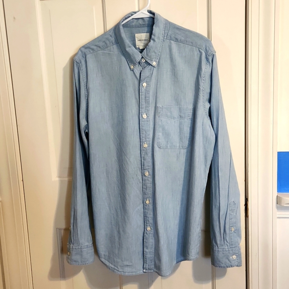 American Eagle Light Blue Long Sleeve shirt Men's Small